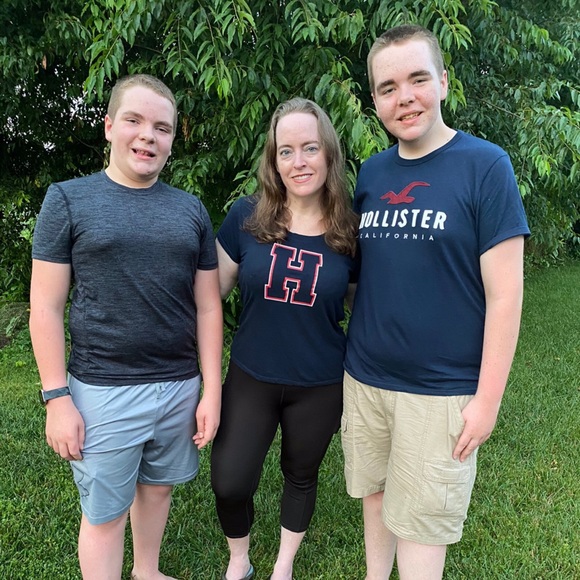 💖Meet your Posh Ambassador, Robin💖 - Picture 3 of 9